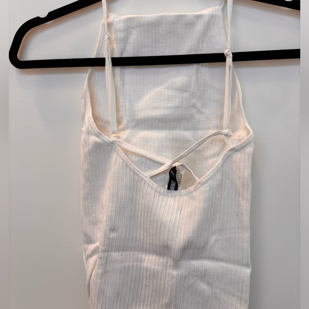 Backless Bodysuit - Picture 2 of 3